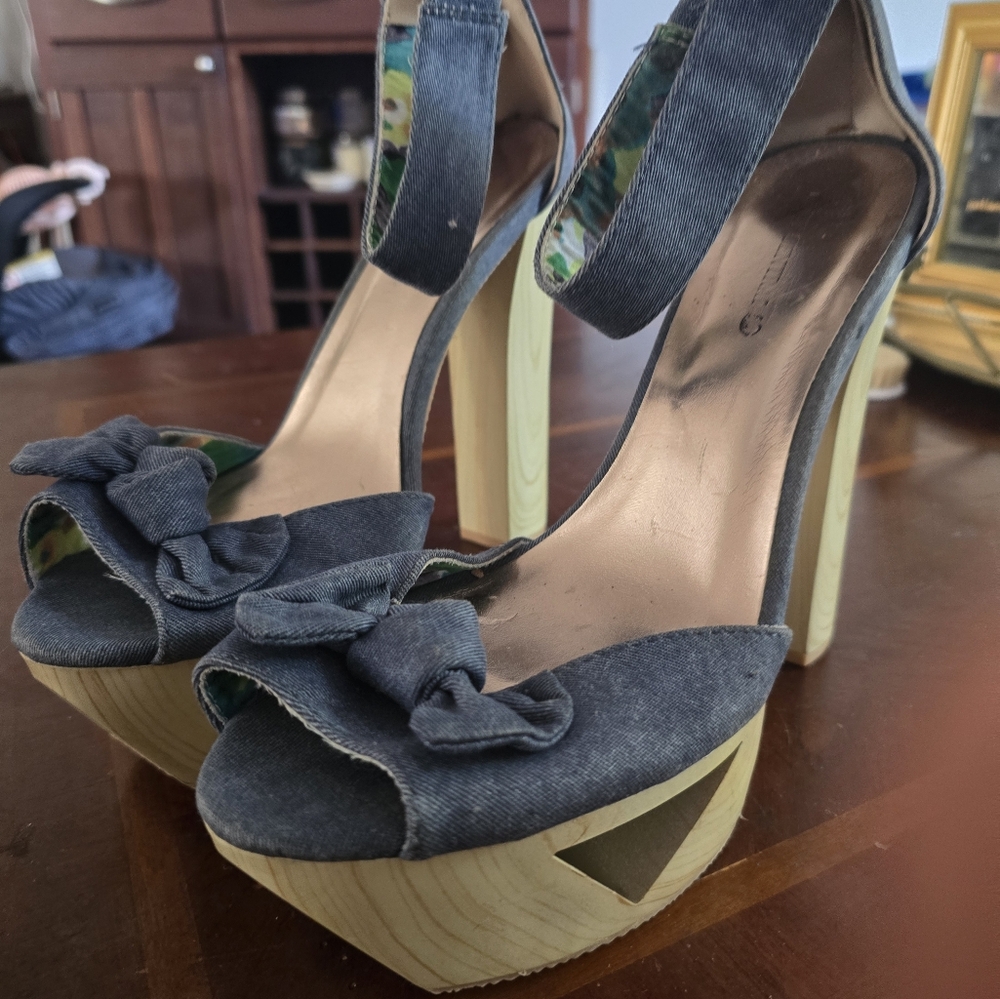 Jean platform heel